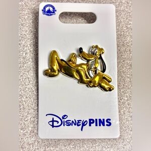 Disney Parks Pluto Metallic Shiny Pin